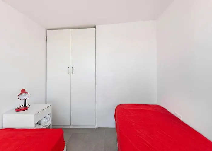 Mel 4 Seaview 2bed Ph In Ghadira By Homely Διαμέρισμα